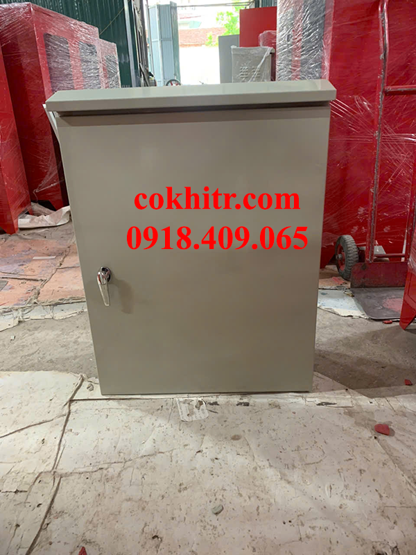 Tủ điện ngoài trời sơn tĩnh điện 600x500x250mm giá rẻ