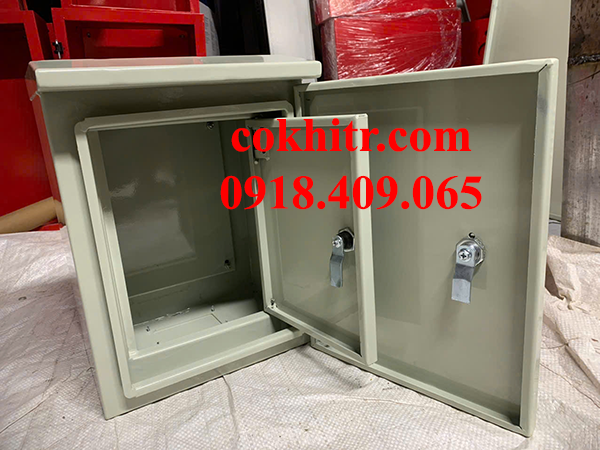 Tủ điện ngoài trời 2 lớp cánh 400x300x200x0.8mm giá rẻ