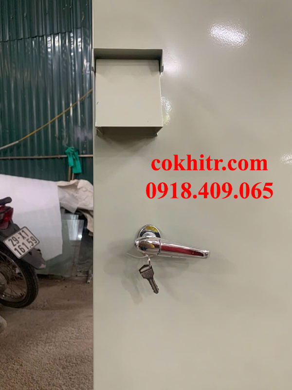 Vỏ tủ điện 2 lớp cánh có tấm panel, ô mica, sơn tĩnh điện giá rẻ Vỏ tủ điện kích thước 1200x800x350x1.5mm giá tốt