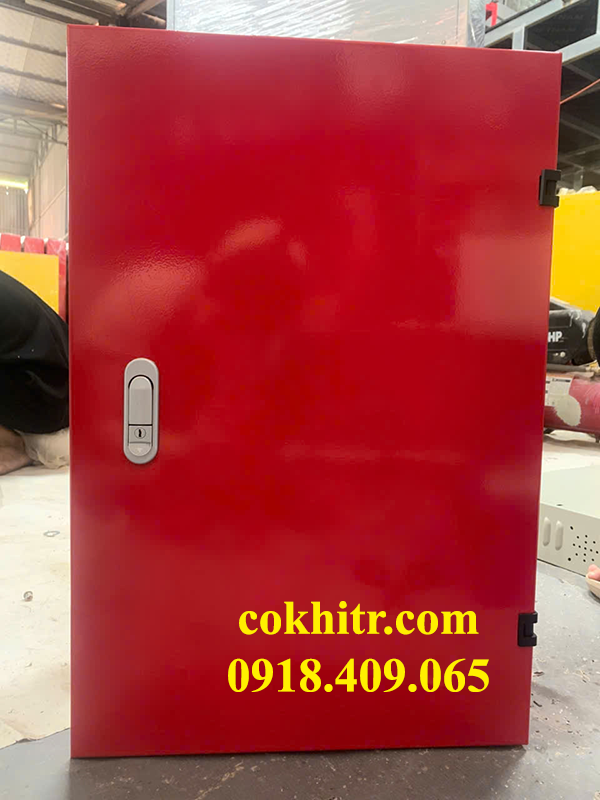 Tủ điện ngoài trời có tấm panel kích thước 600x400x200x1mm