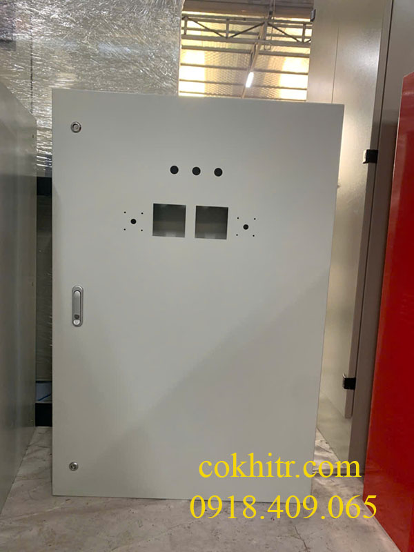 vo-tu-dien-trong-nha-2-lop-canh-co-panel-khoet-lo